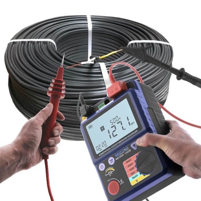 Измеритель сопротивления изоляции (мегаомметр) МЕГЕОН 13250 с поверкой Измеритель сопротивления изоляции (мегаомметр) МЕГЕОН 13250 с поверкой