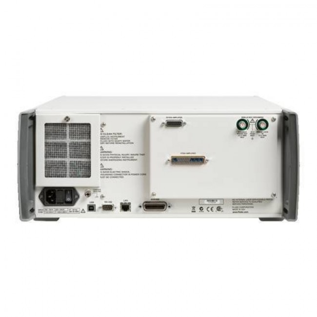 Высокопроизводительный многофункциональный калибратор Fluke 5730A/03 230 Высокопроизводительный многофункциональный калибратор Fluke 5730A/03 230