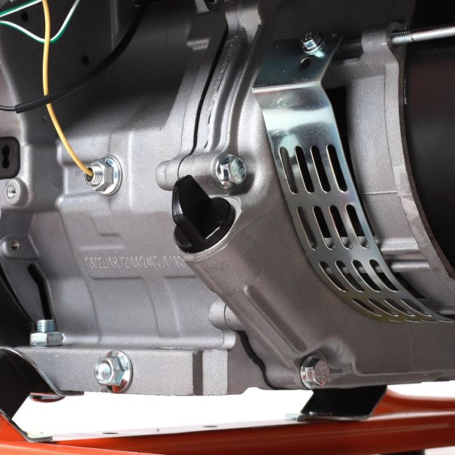 Бензиновый генератор Patriot GRS 6700 C Бензиновый генератор Patriot GRS 6700 C